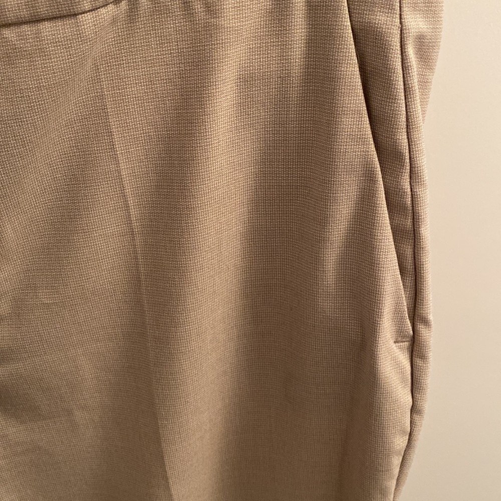 Zara - Picture 4 of 6